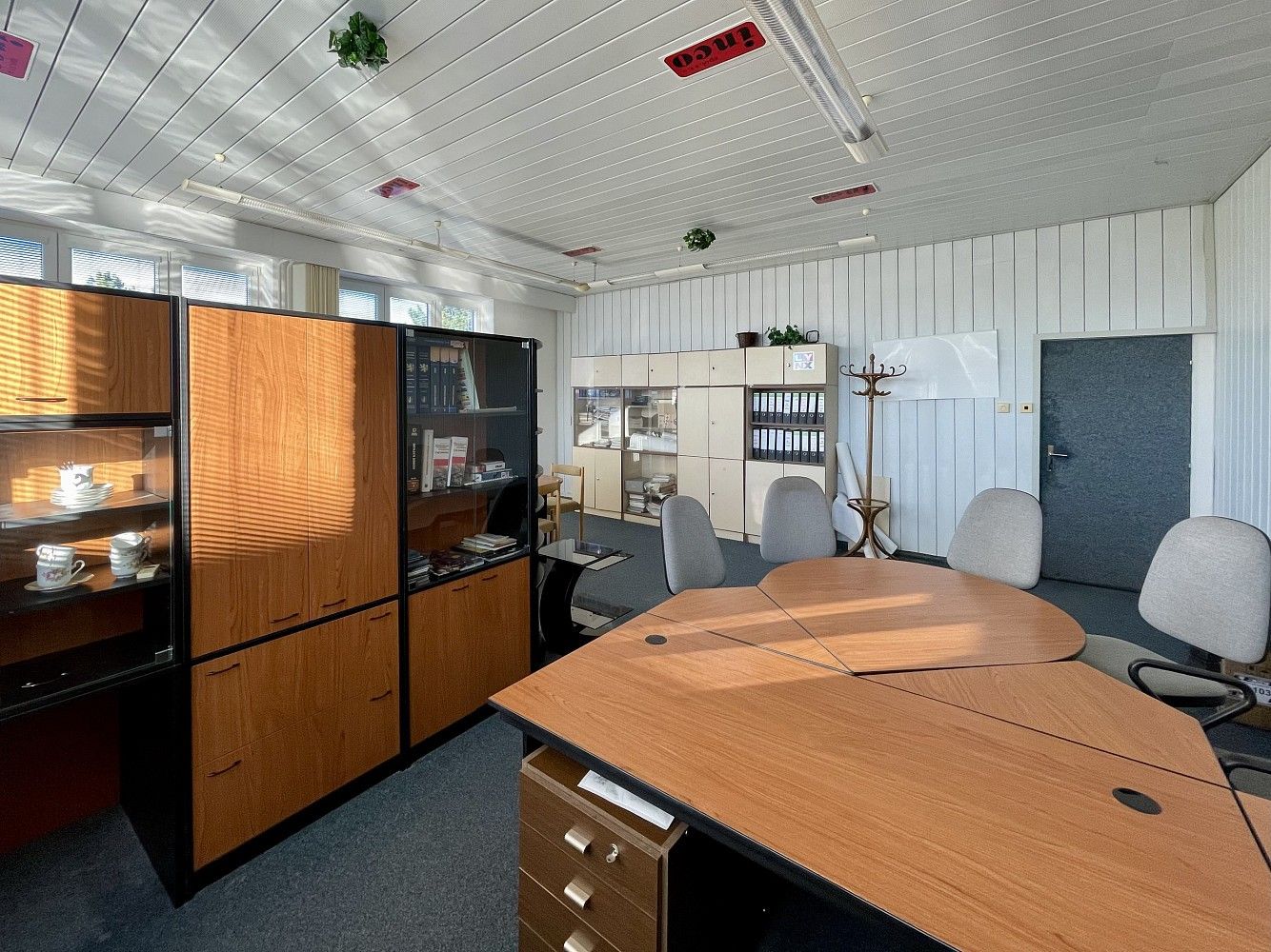 Kancelář, 61 m²