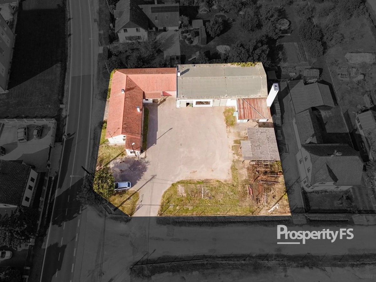 Kanceláře, Okna, 475 m²