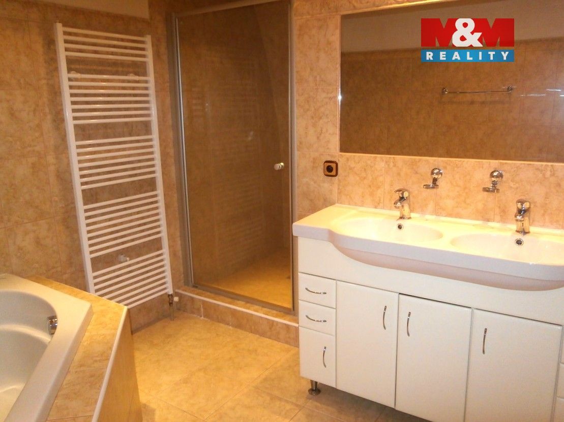 Rodinný dům · 218 m² · Dlouhá, Lenešice - 3