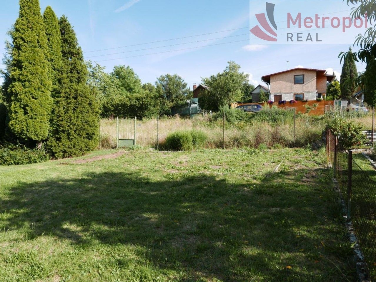 Zahrady, Jenišov, 534 m²