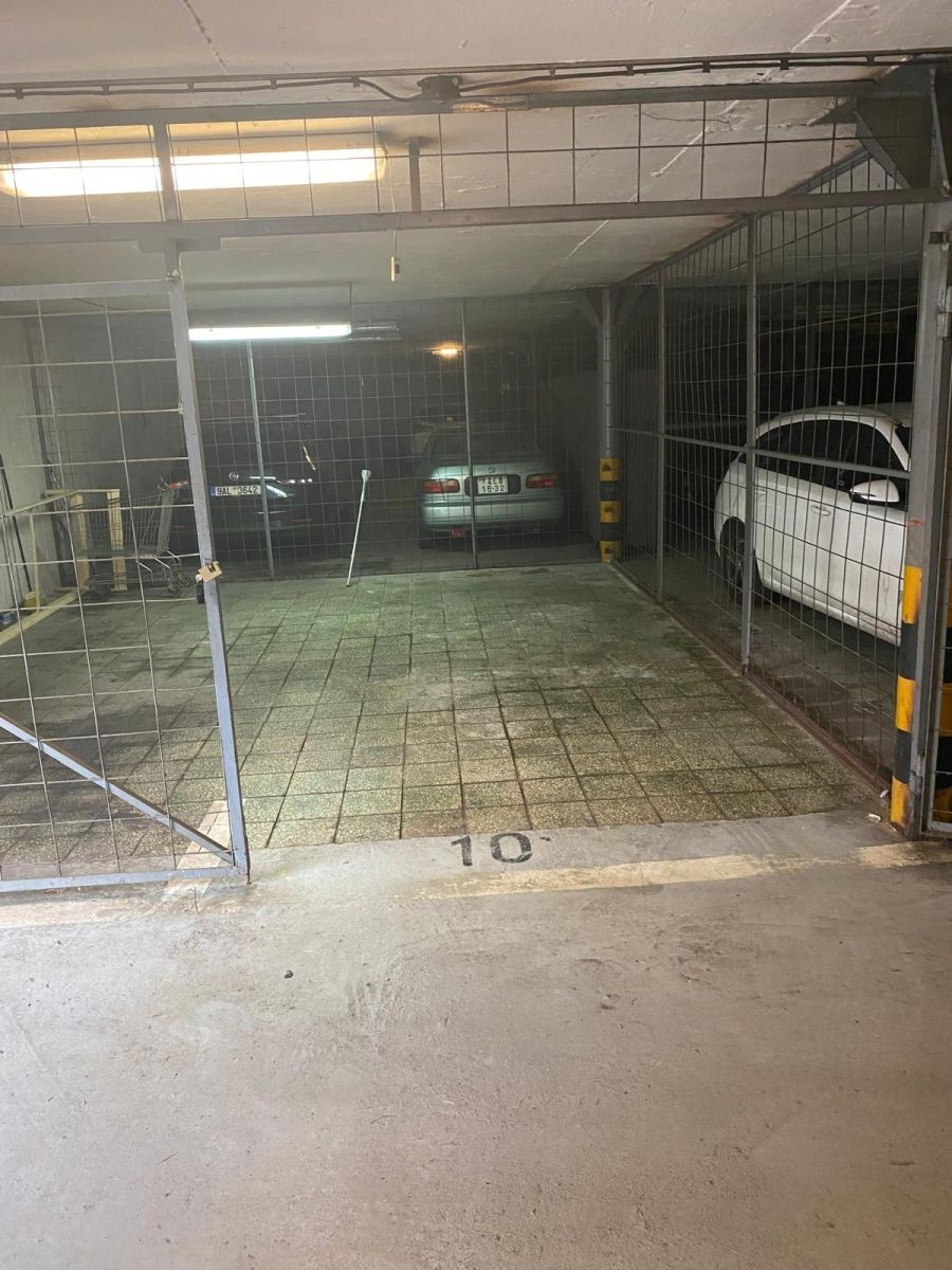 Garáž · 16 m² · Praha - Strašnice - 4