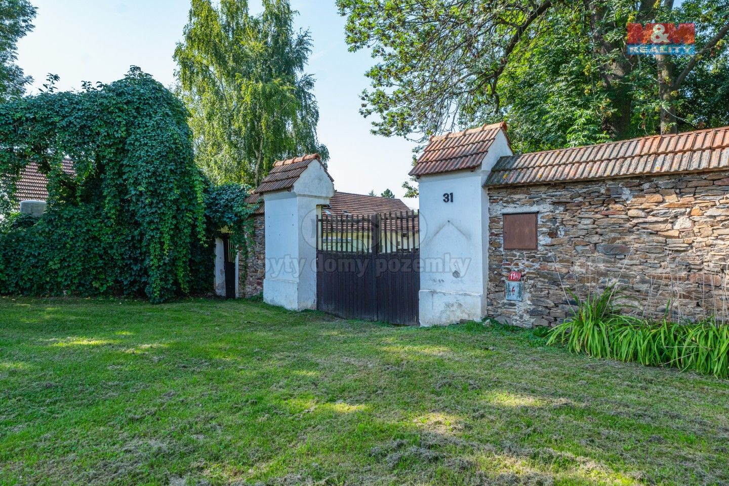 Rodinné domy, Vítězov, Velim, 450 m²