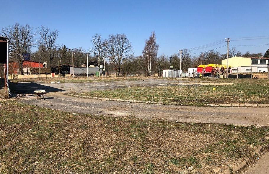Sklad · 526 m² · U stadionu, Bor - 3