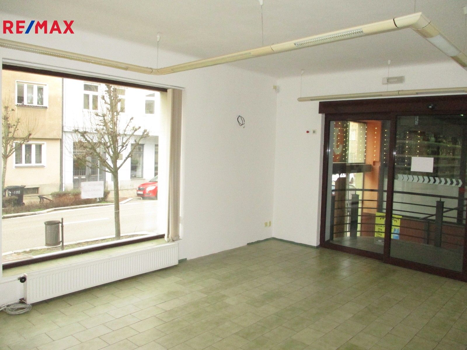 Pronájem obchodní prostory - Schwaigrova, Jindřichův Hradec, 120 m²