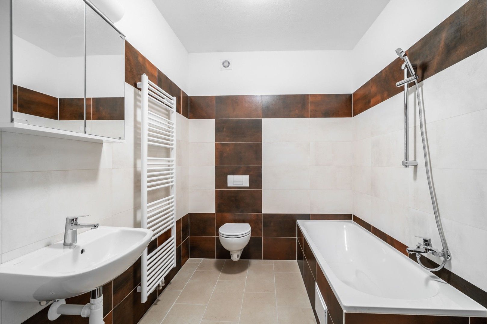 Pronájem byt 2+kk - Harantova, Plzeň, 59 m²