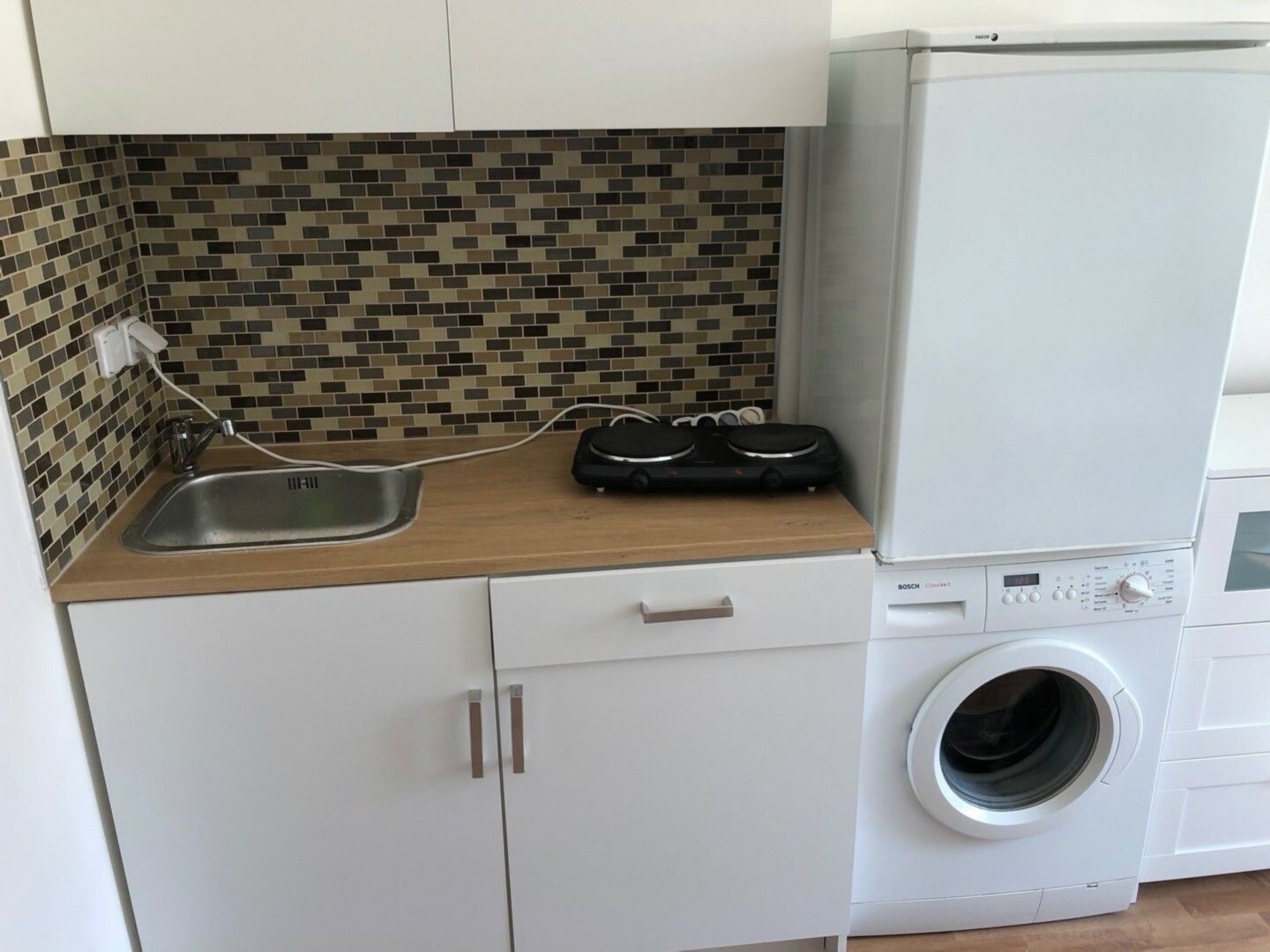 Pronájem byt 1+kk - Na Hrádku, Praha - Nové Město, 21 m² - 5