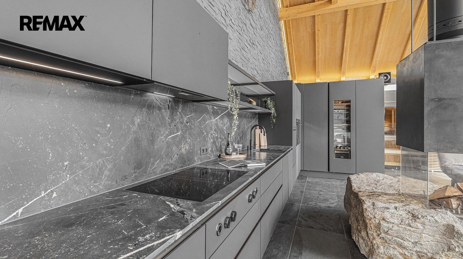 Rodinný dům · 486 m² · Loučná pod Klínovcem - Loučná, okres Chomutov - 4