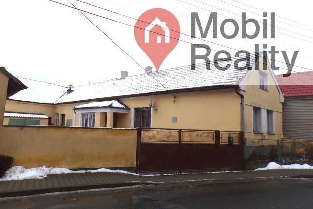 Rodinné domy, Hlohovčice, 180 m²