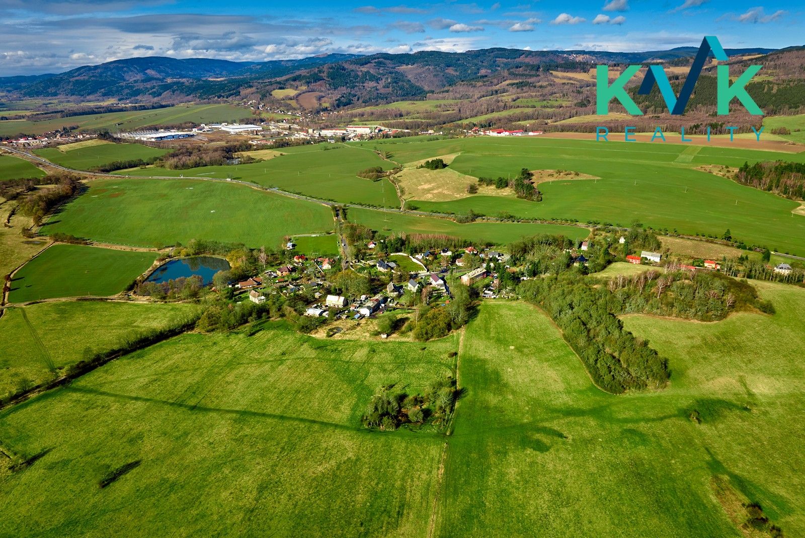 Pozemky pro bydlení, Ostrov, 1 m²