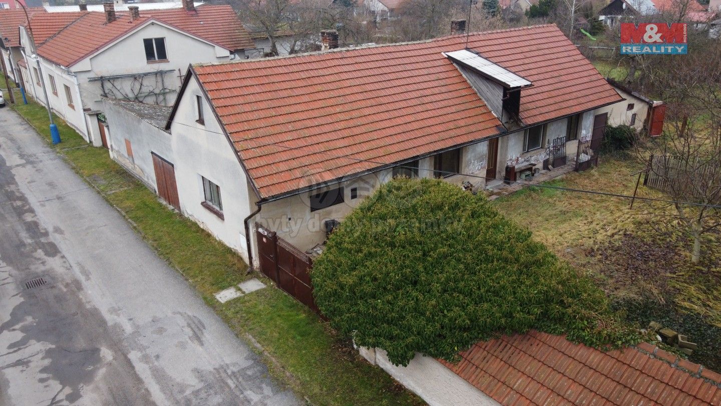 Prodej rodinný dům - Dlouhá, Sány, 84 m²