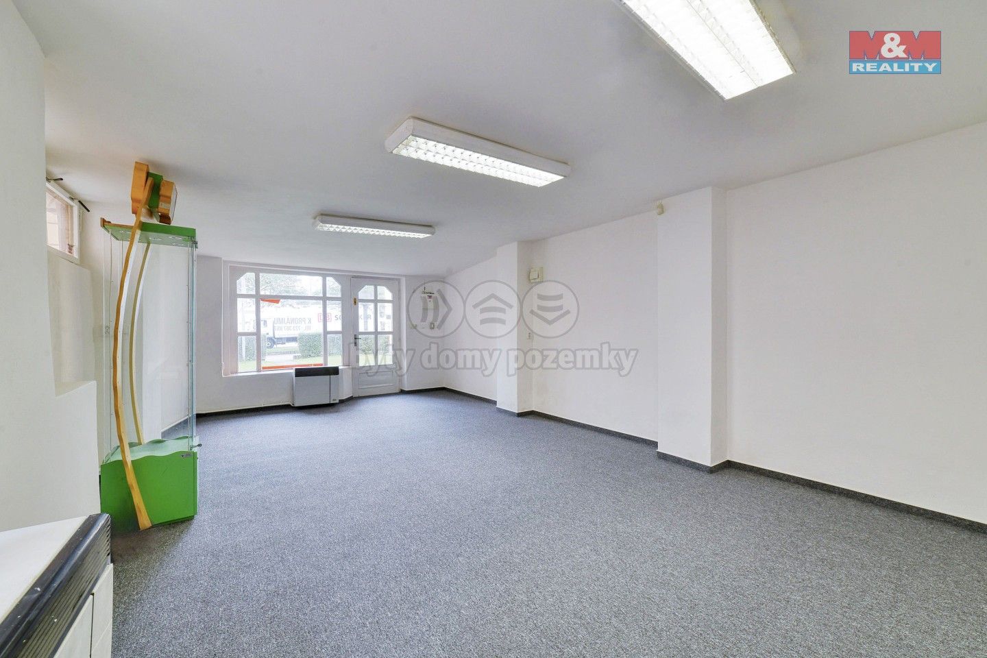 Pronájem obchodní prostory - Hlavní třída, Mariánské Lázně, 35 m²