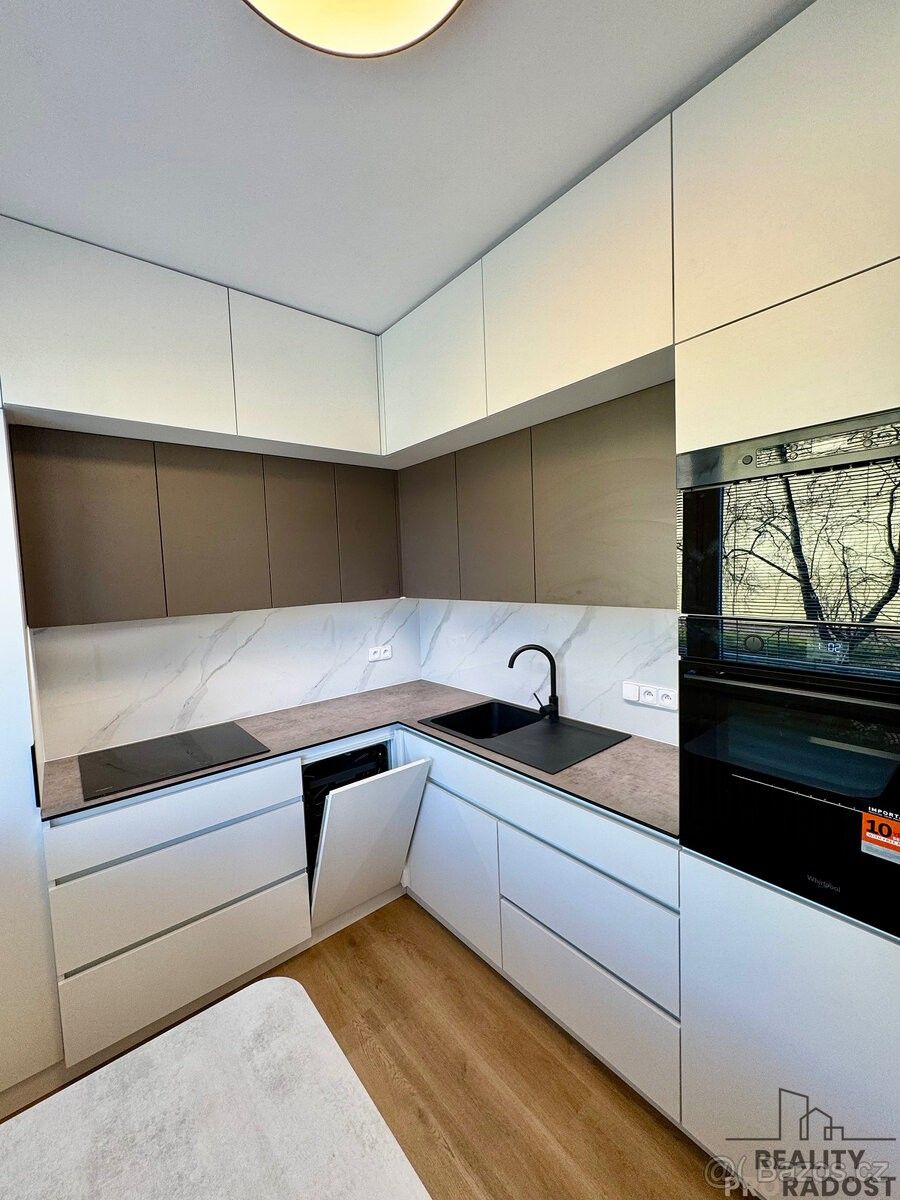 Pronájem byt - Karviná, 733 01