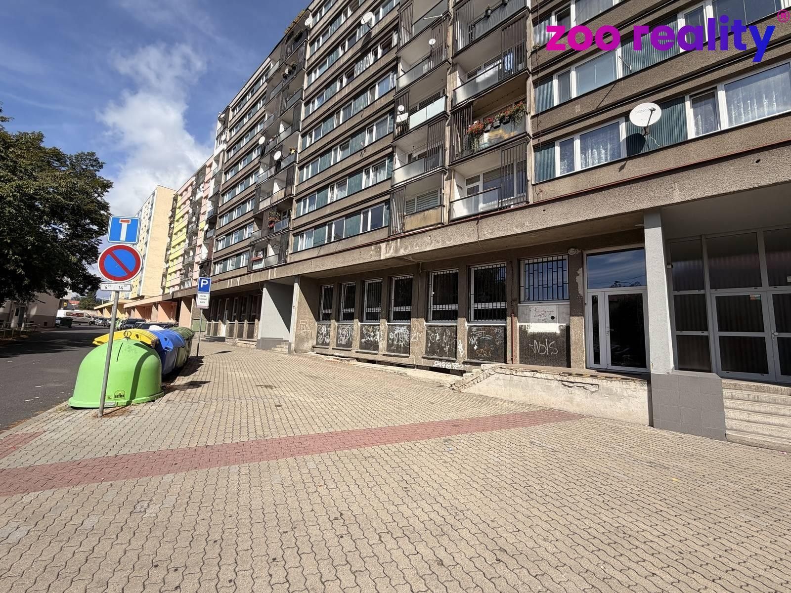 Sklady, Palackého 4272, Chomutov, 8 m²