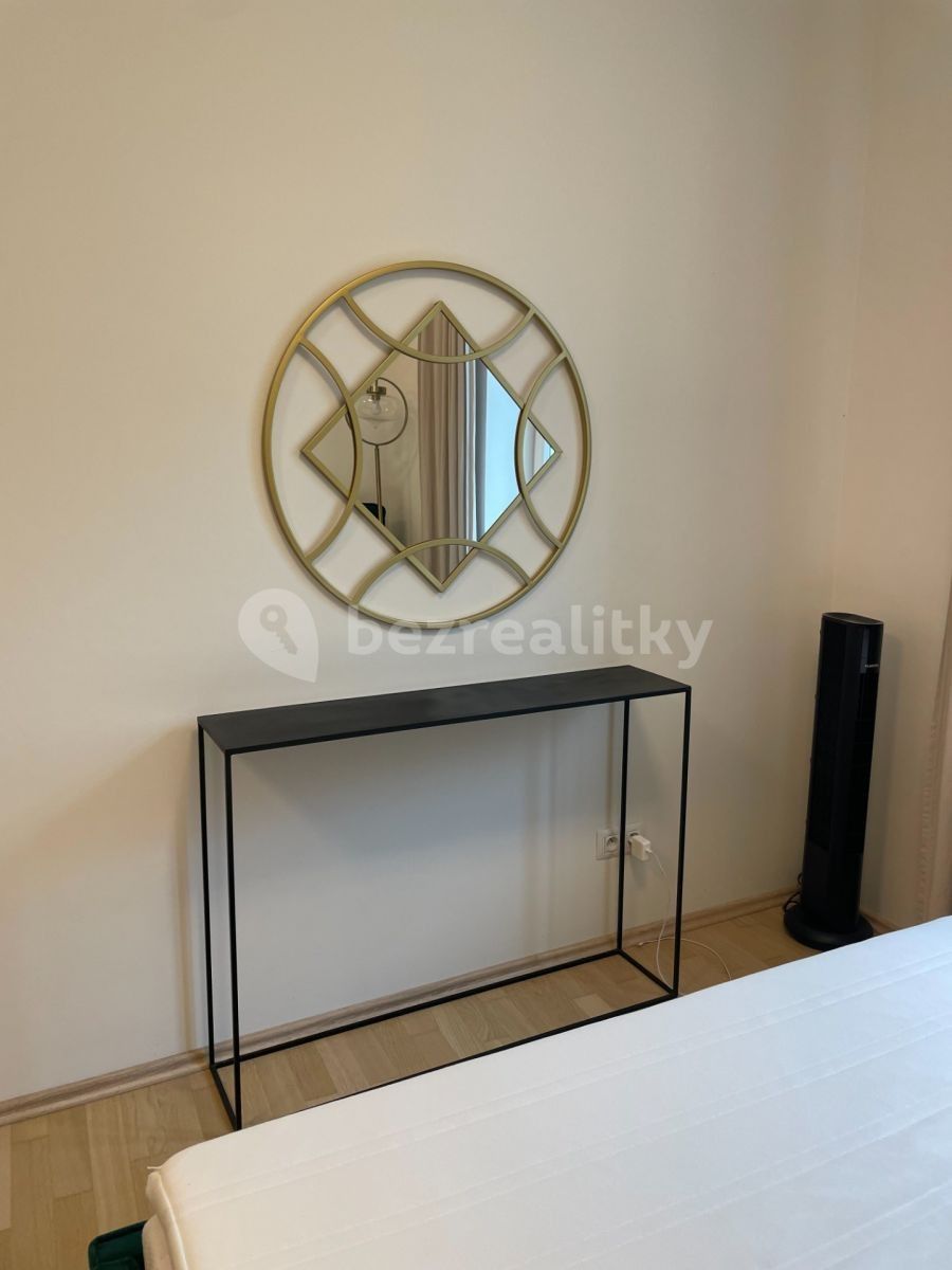 Byt 1+kk · 30 m² · Plzeňská, Praha - Košíře - 3