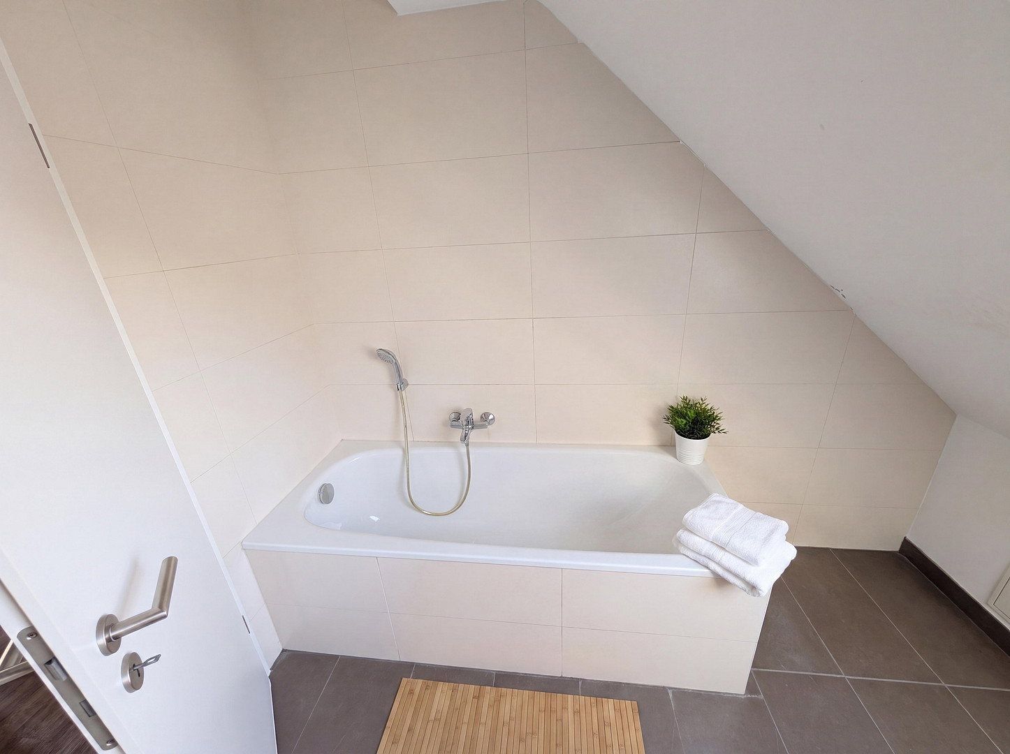 Pronájem byt 2+1 - , Braniborsko, 54 m² - 5