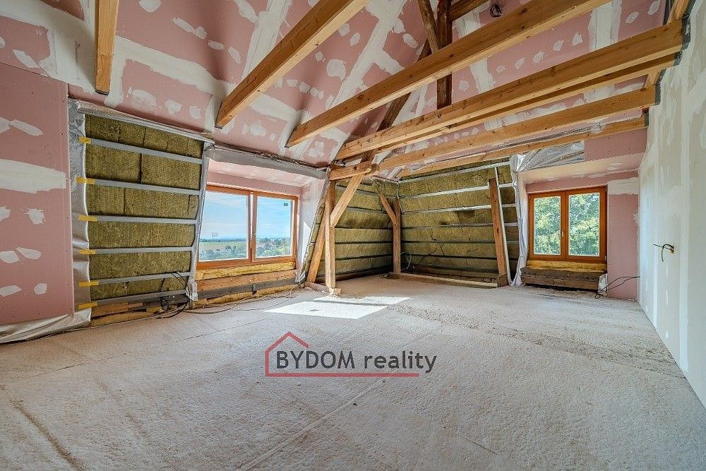 Prodej byt 4+kk - Líšťany, okres Plzeň-sever, 125 m² - 5