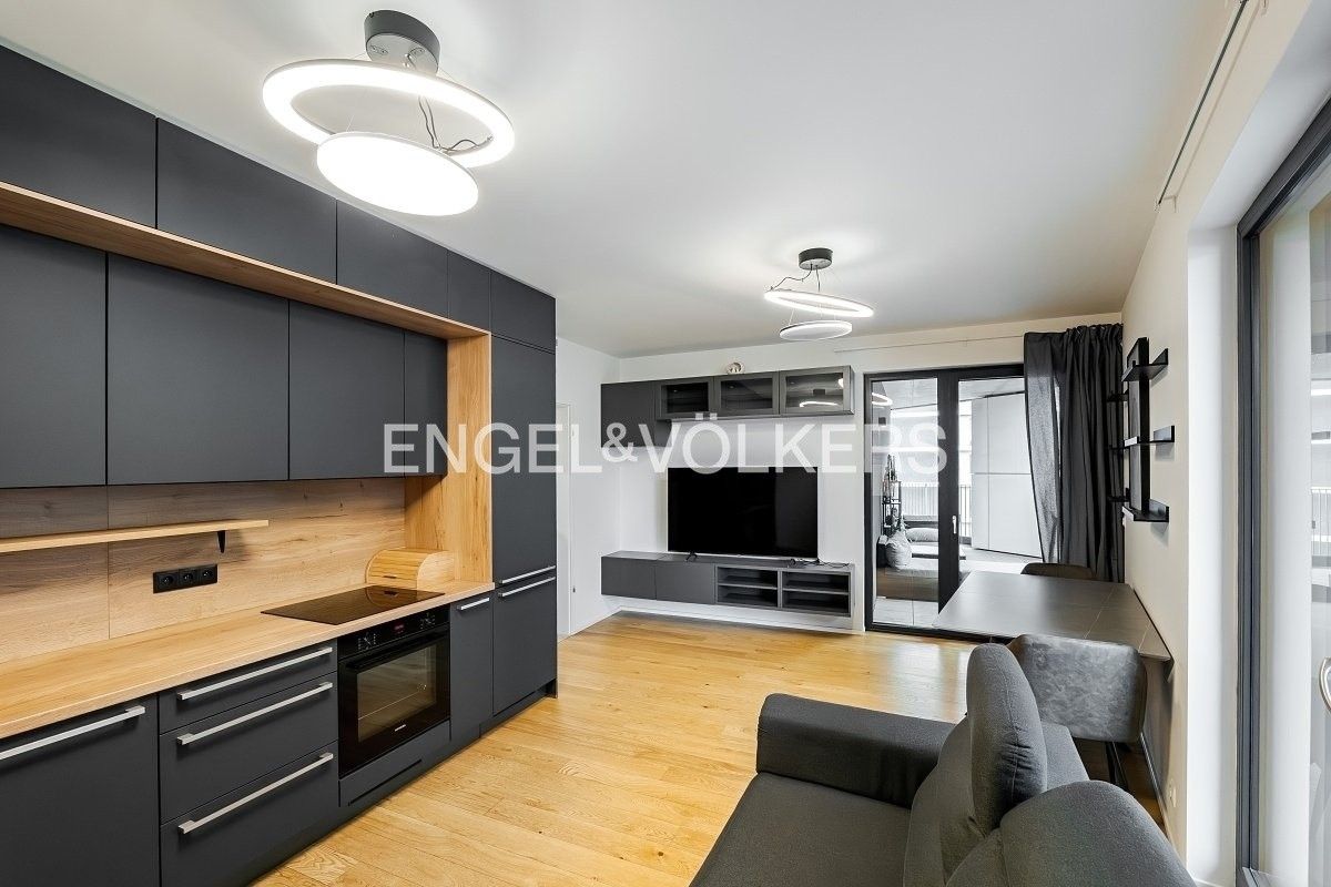 Prodej byt 1+kk - Ramonova 3466, Praha, 31 m²