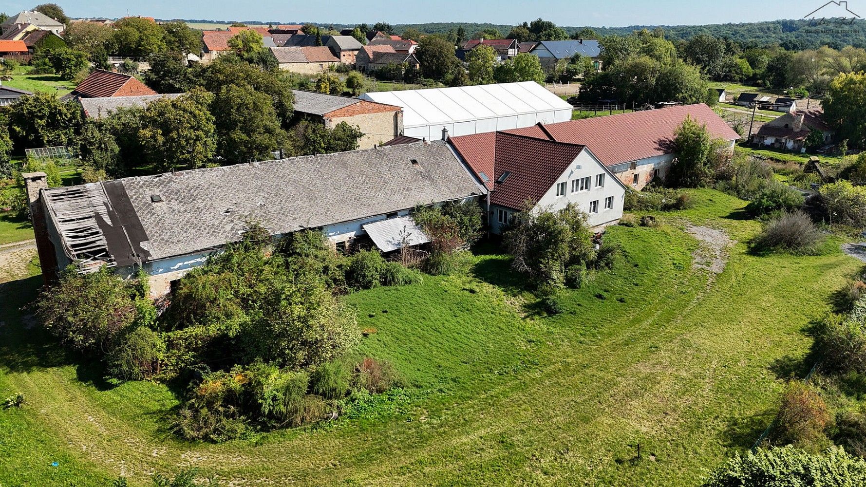 Obchodní prostory, Střemy - Jenichov, okres Mělník, 1 200 m² - 2