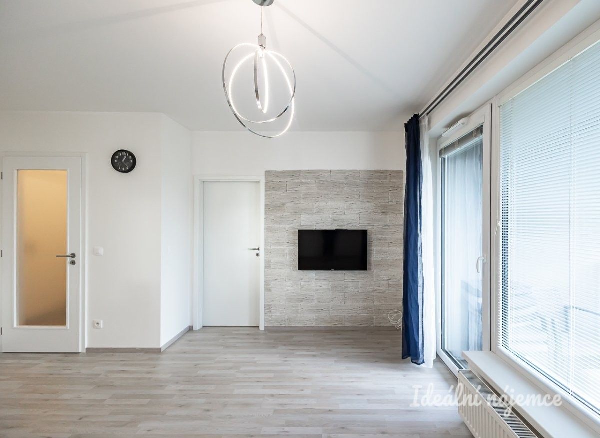 2+kk, Strnadových, Praha, 50 m² - 1
