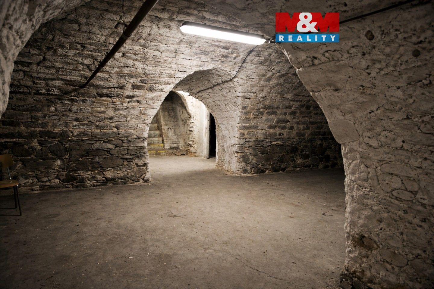 Sklady, Hliňany, Řehlovice, 200 m² - 1