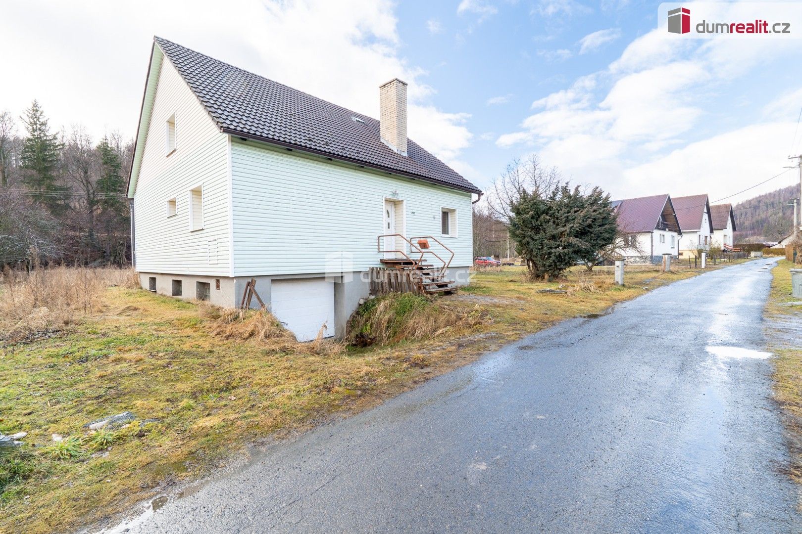 Prodej rodinný dům - Karlovice, 220 m²