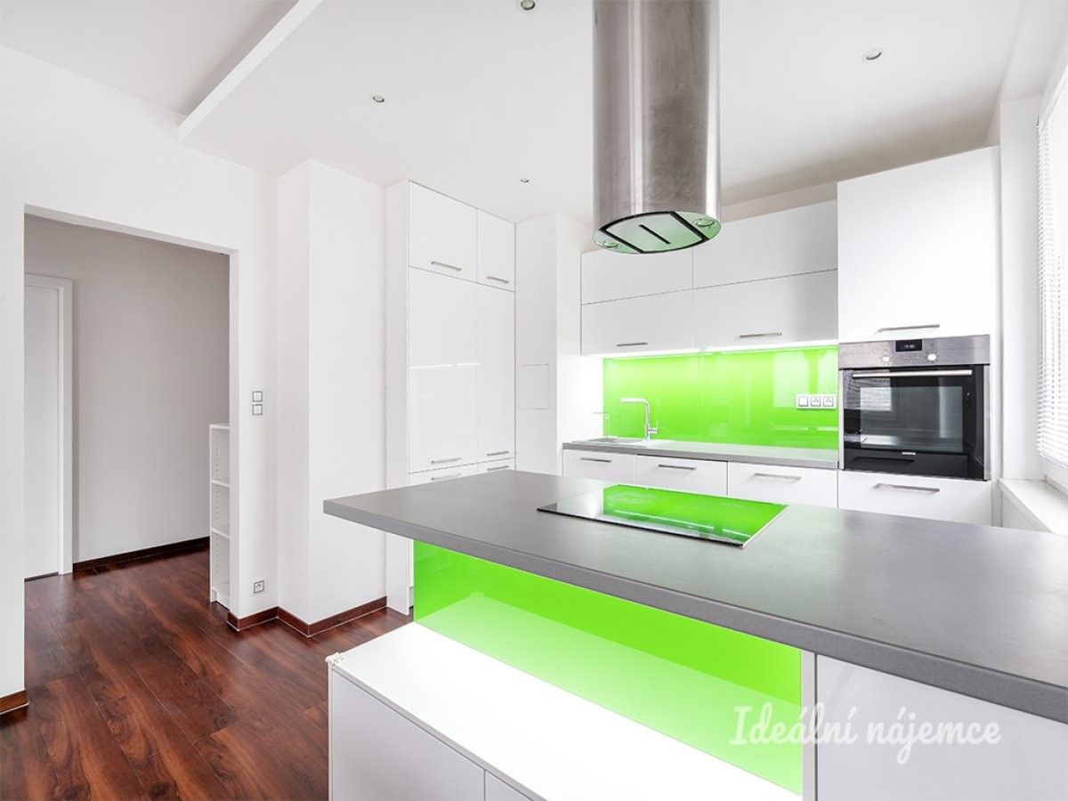 Pronájem byt 2+kk - Lublinská, Praha, 66 m²