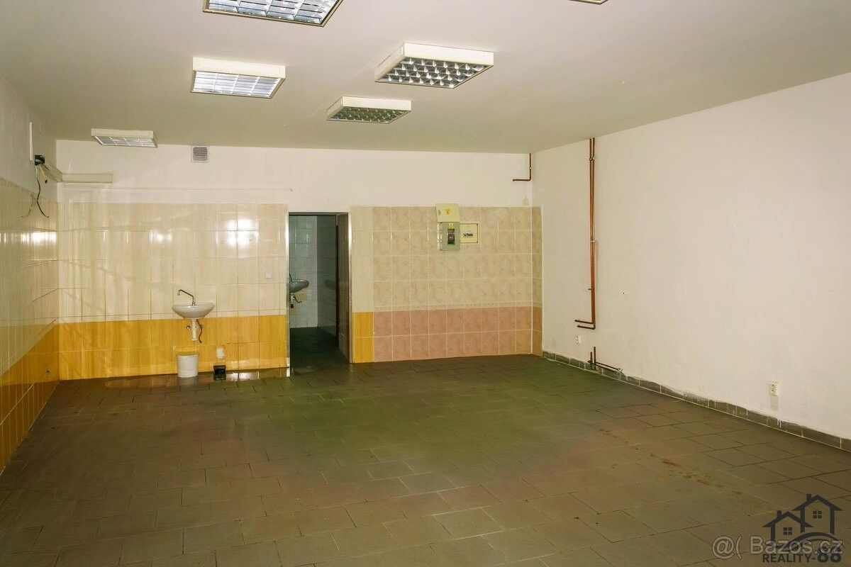 Pronájem obchodní prostory - Karviná, 733 01