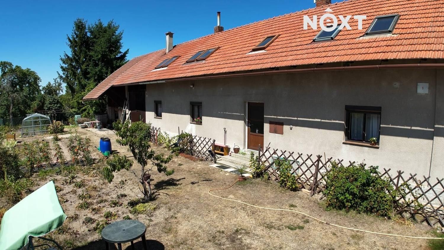 Rodinné domy, Dobřenice, 175 m² - 2