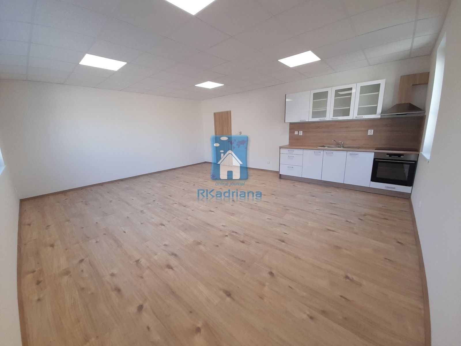 Pronájem byt 2+kk - Tisová, Plzeň, 67 m²