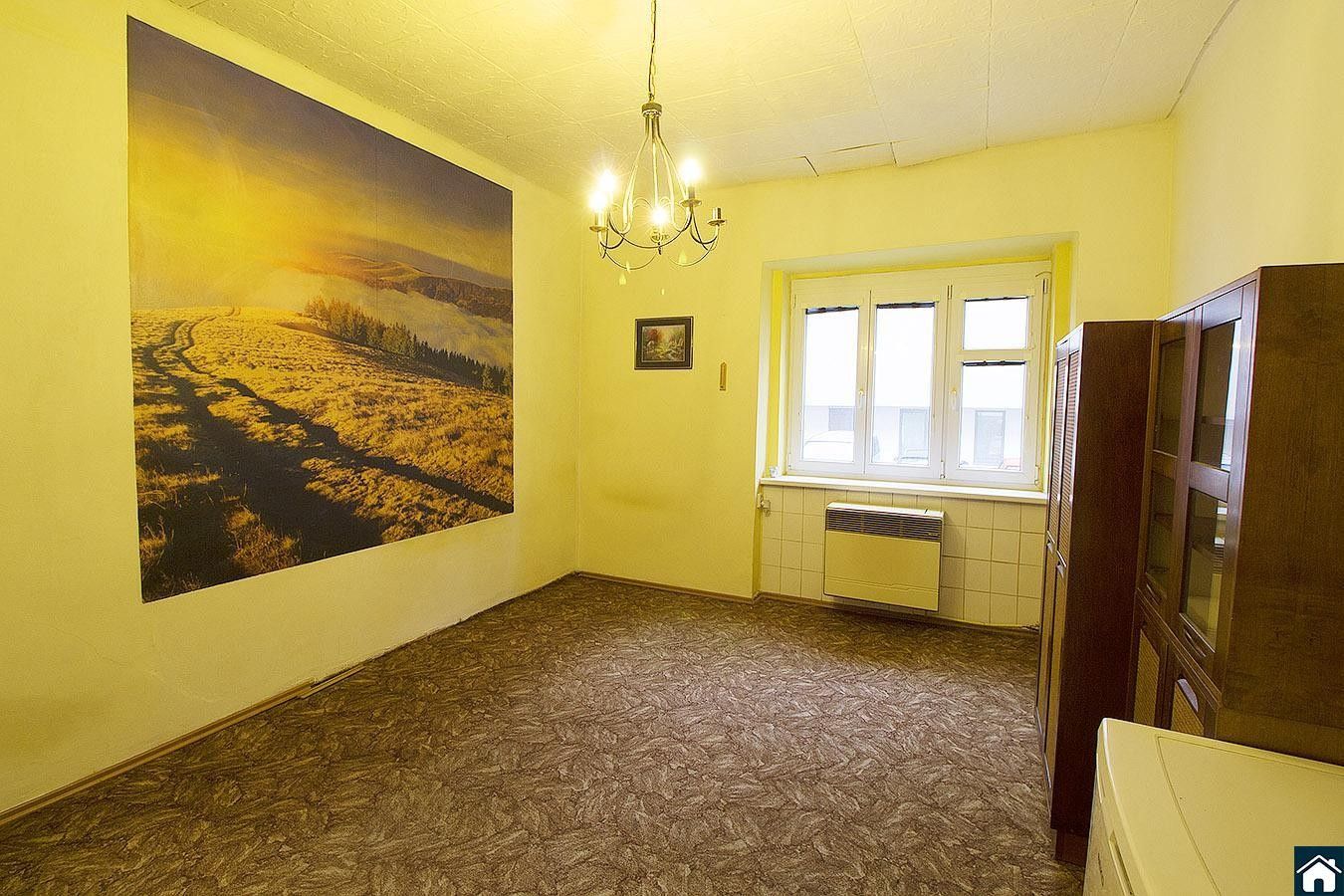 Pronájem byt 1+kk - U hranic, Praha, 27 m²