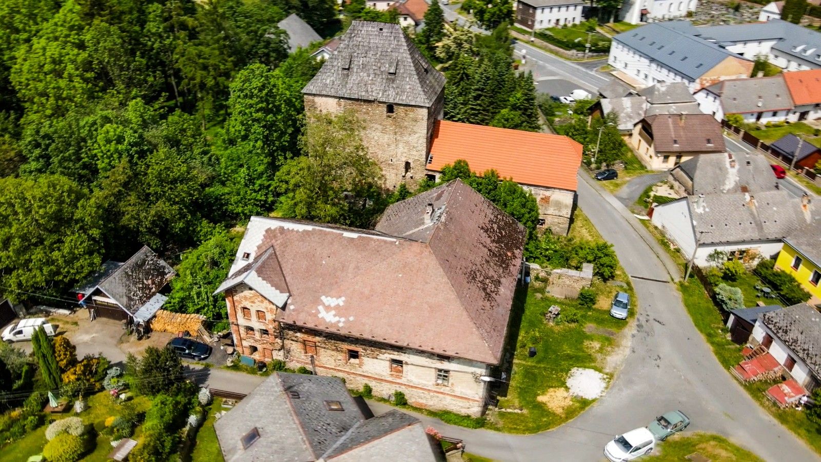 Památky, Čachrov, 450 m² - 1
