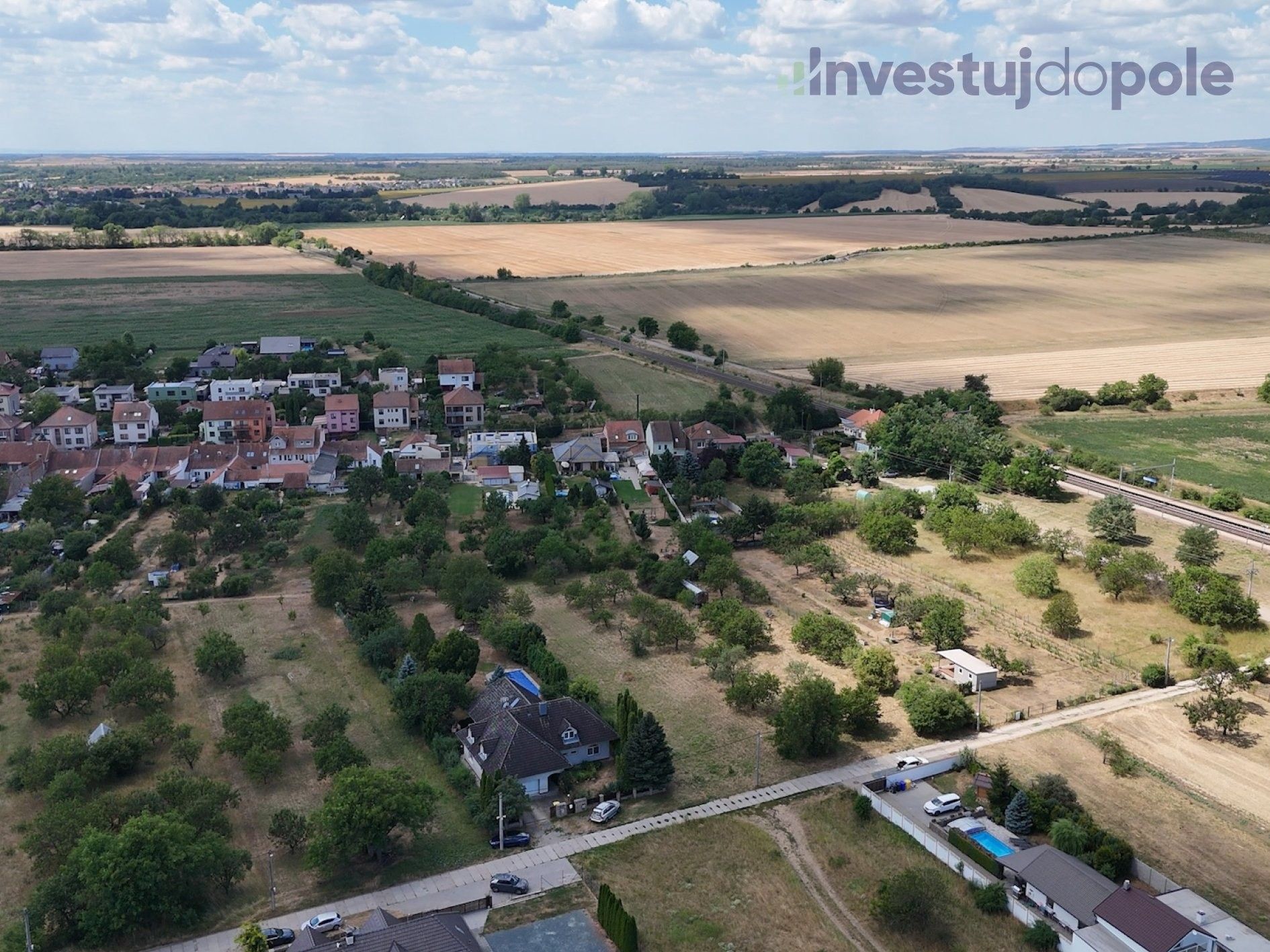 Pozemek pro bydlení · 2 428 m² · Vojkovice - 3