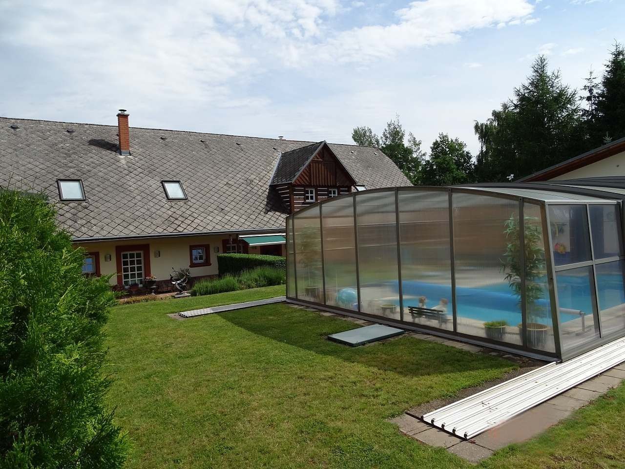 Chata · Borovnice u Staré Paky, Královéhradecký kraj - 3
