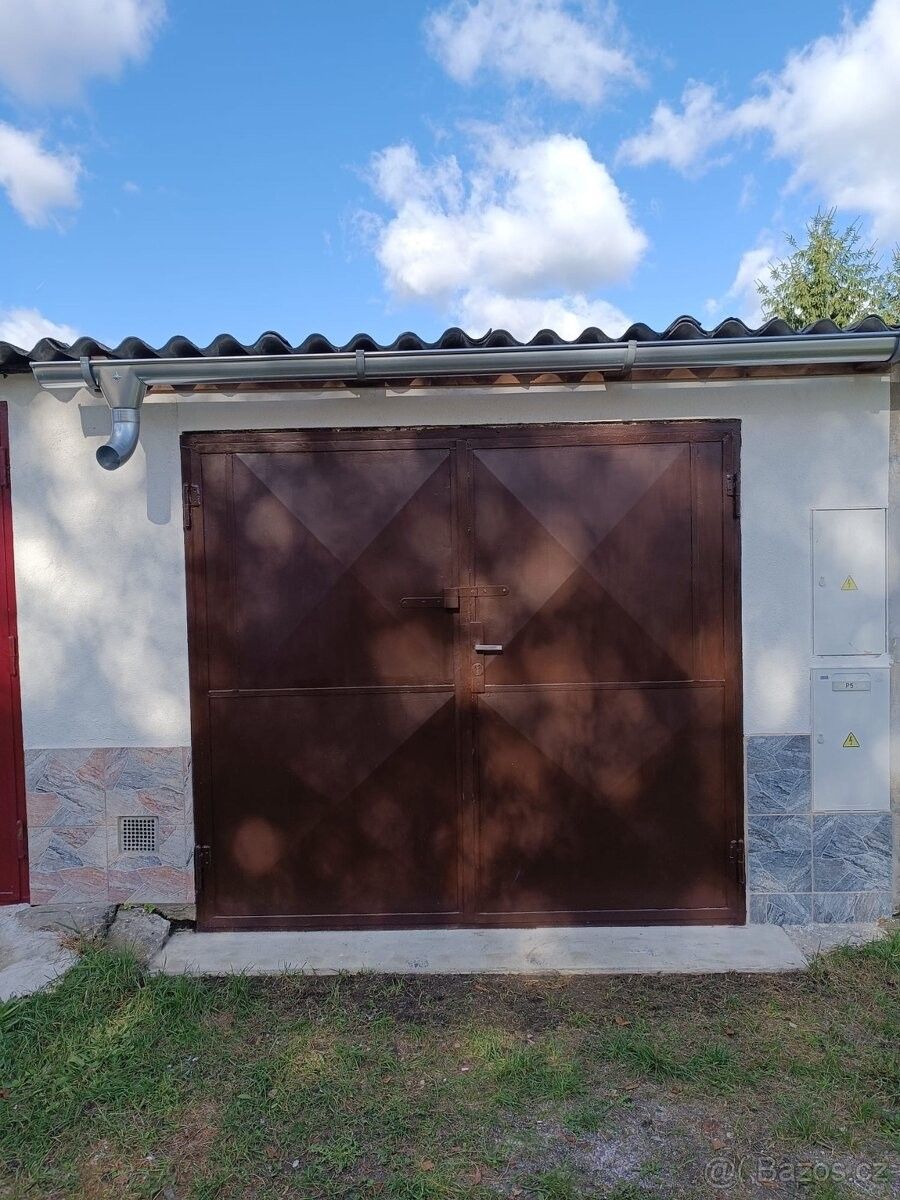 Garáže, Česká Lípa, 470 01