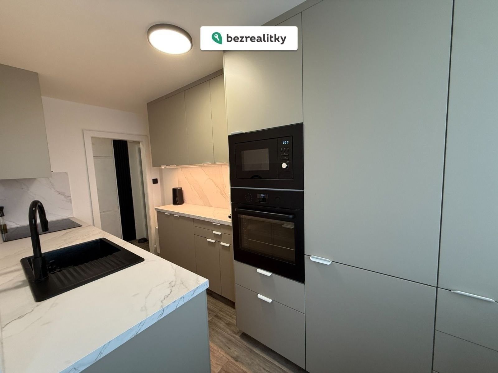 Prodej byt 3+1 - Železničářská, Plzeň, 74 m²