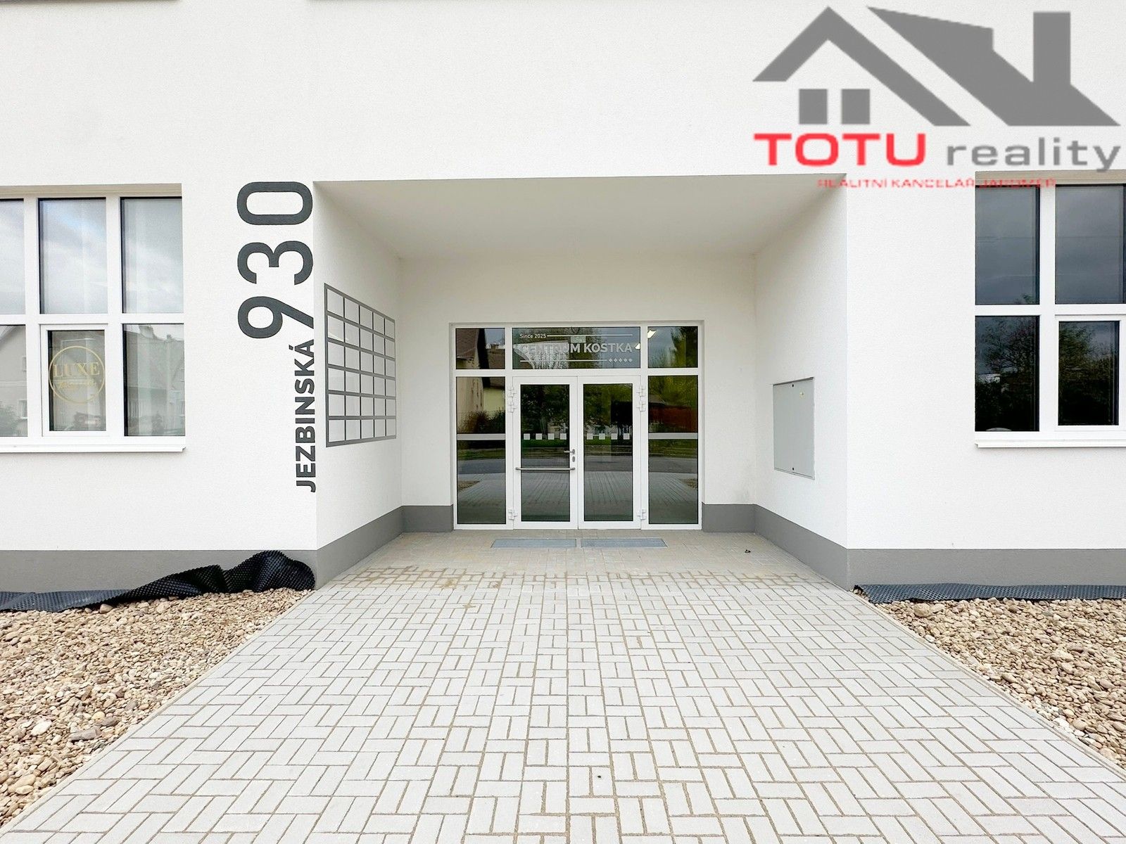 Kanceláře, Jezbinská, Jaroměř Pražské Předměstí, 49 m² - 2