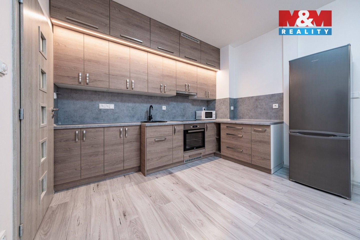 Prodej byt 1+kk - Slepá, Milovice, 40 m²