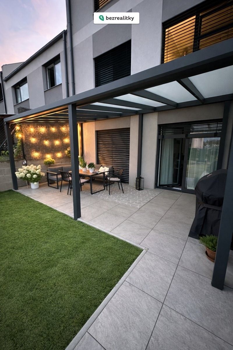 3+kk, Pod Horkou, Strančice, 71 m²