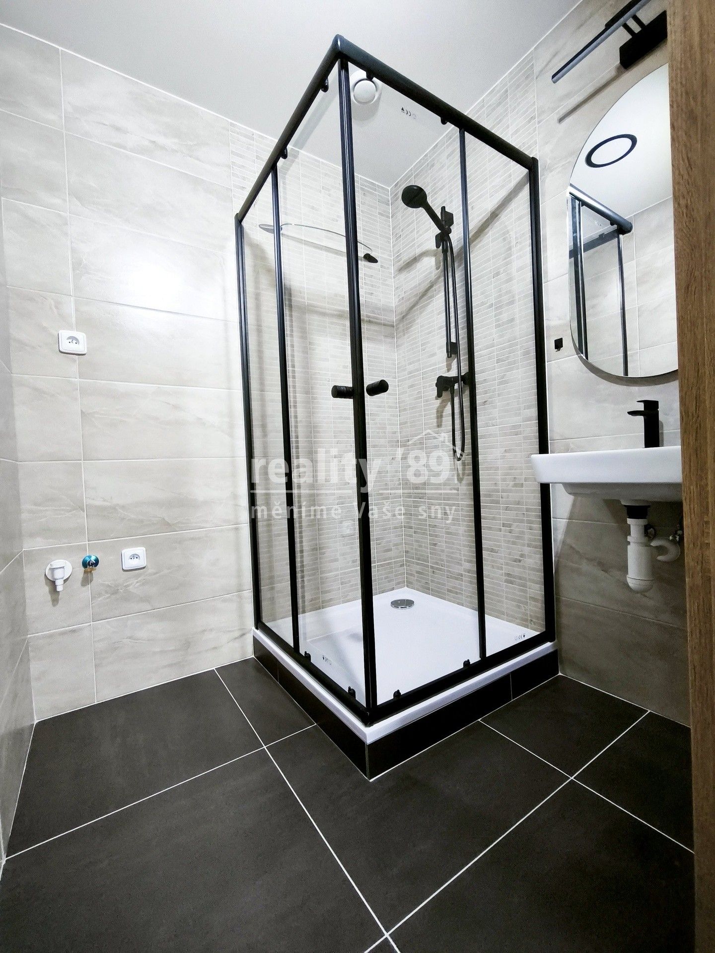 Pronájem byt 2+1 - Kmochova, Ústí nad Labem, 60 m²