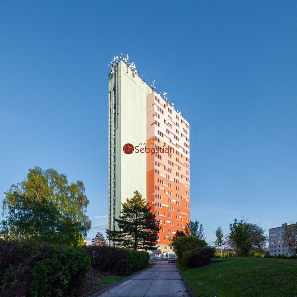 Pronájem byt 2+1 - Antonína Sochora, Teplice, 59 m²