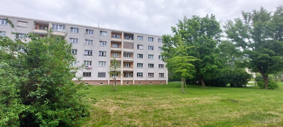 Prodej byt 3+1 - Zlín, 763 02, 77 m²