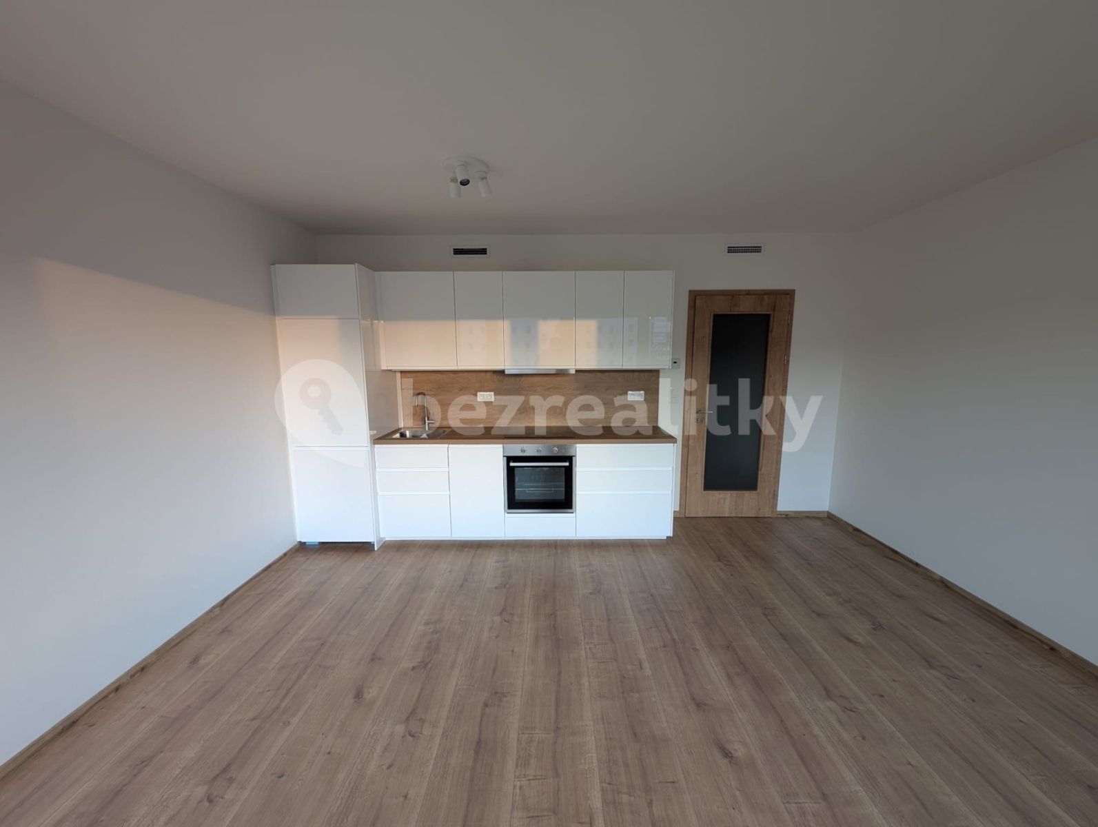 1+kk, Střídavá, Praha - Vysočany, 36 m² - 1
