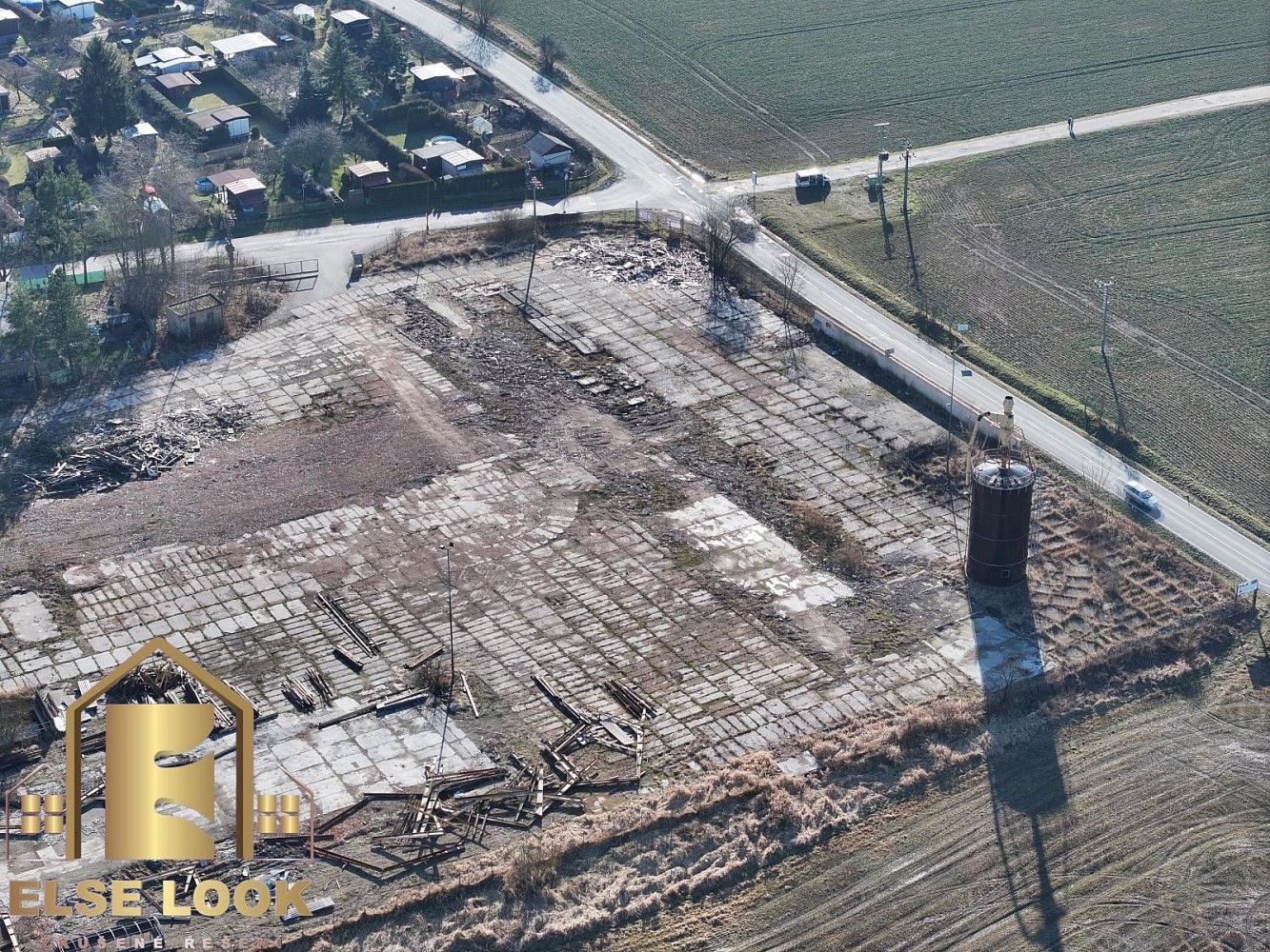 Komerční pozemek · Třebechovice pod Orebem, okres Hradec Králové, Královéhradecký kraj - 3