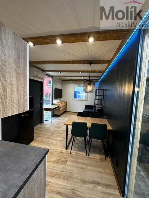 Prodej ostatní - Betlémské náměstí, Praha, 24 m² - 5