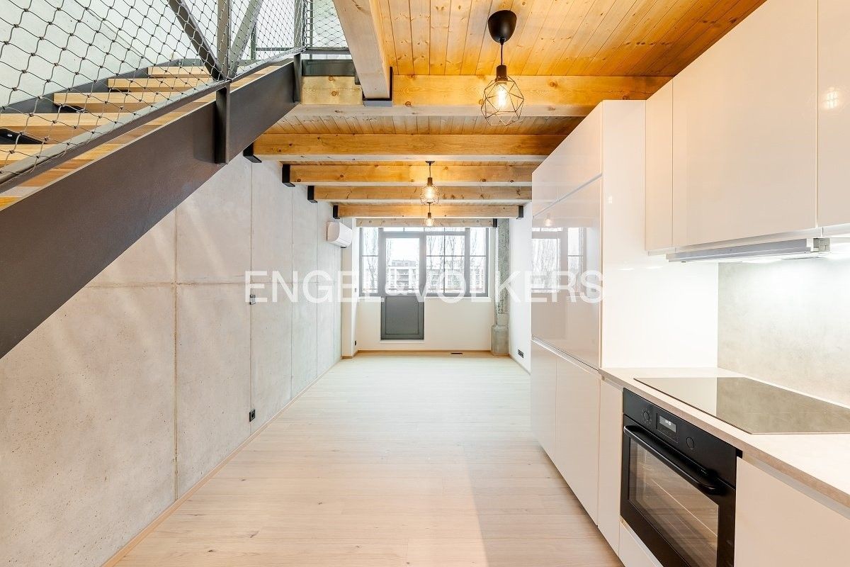 Pronájem byt 3+kk - Kolbenova, Praha, 66 m²