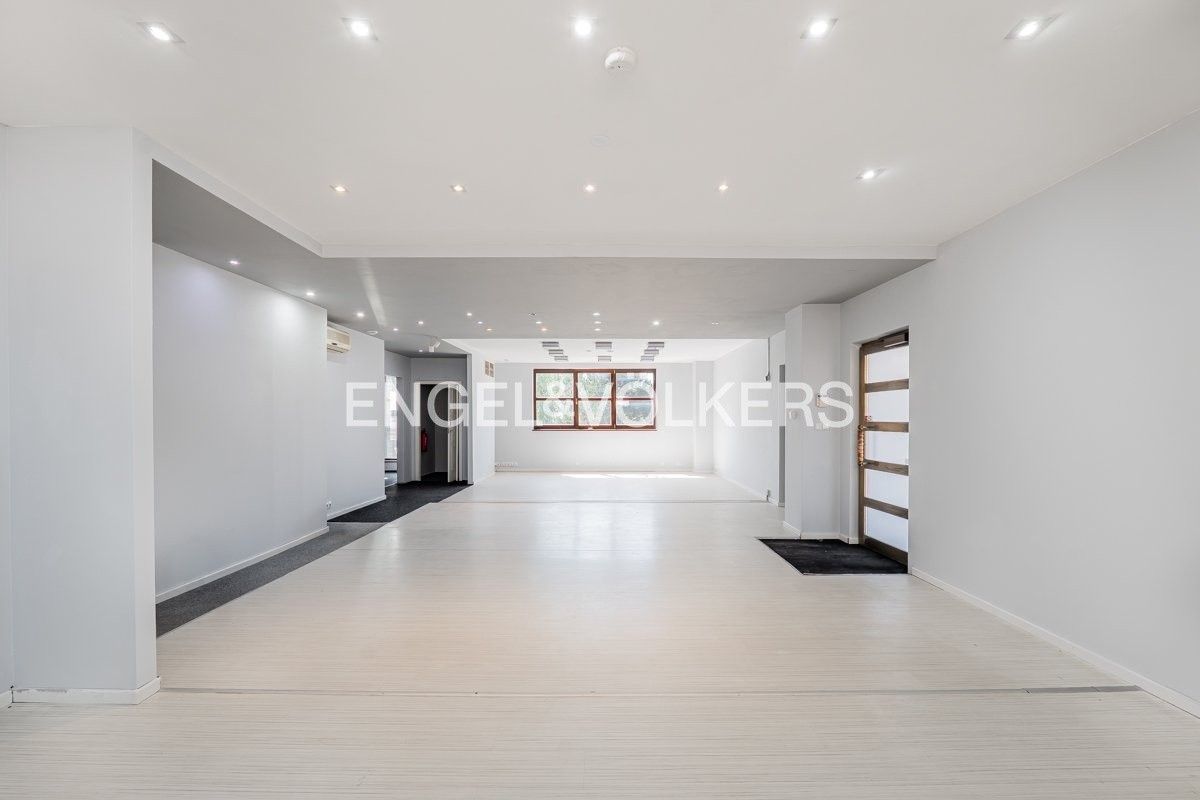 Obchodní prostory · 155 m² · Hostivařská 1109, Praha Hostivař - 4