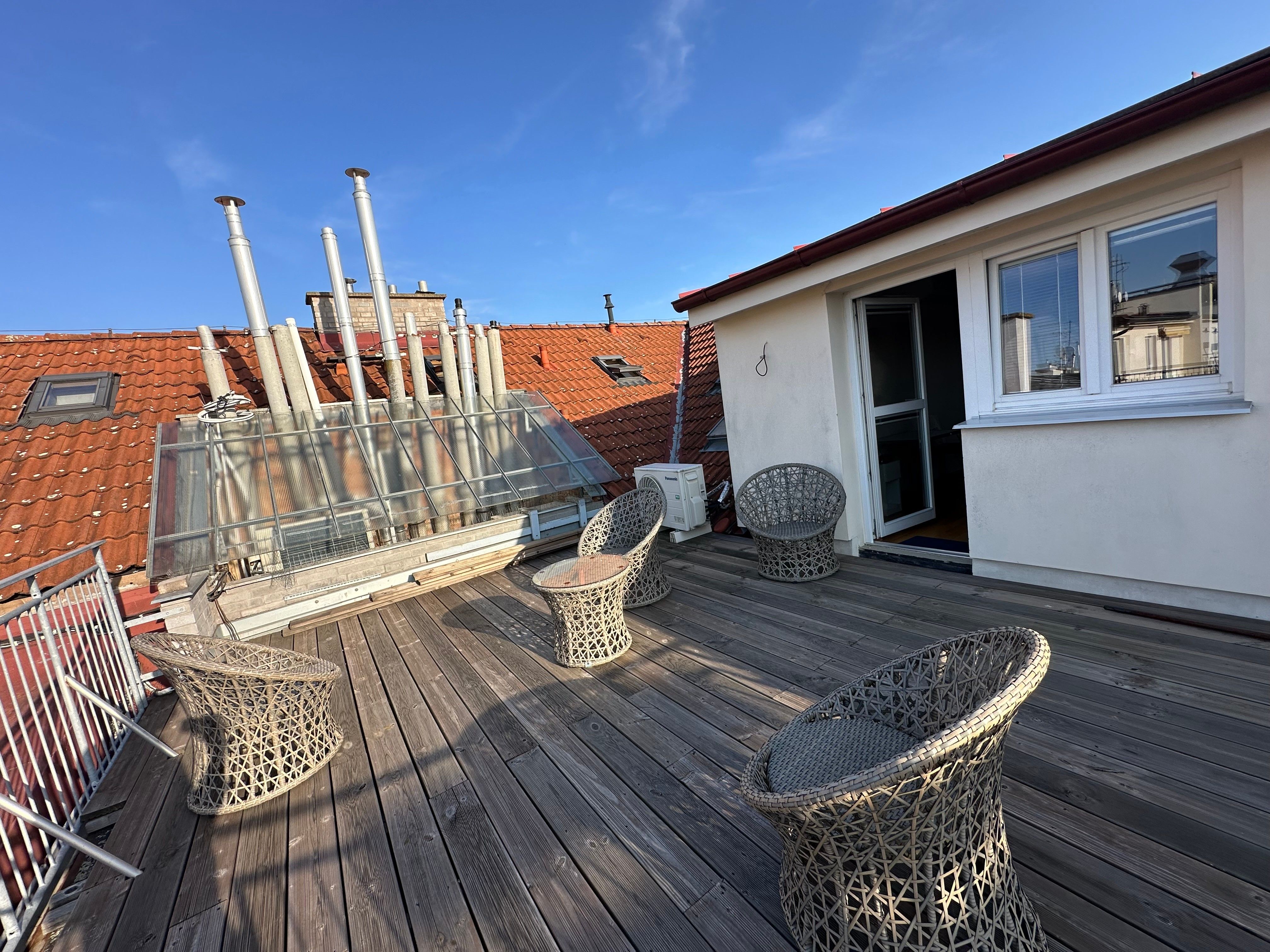 3+1, Národní obrany, Praha, 77 m²