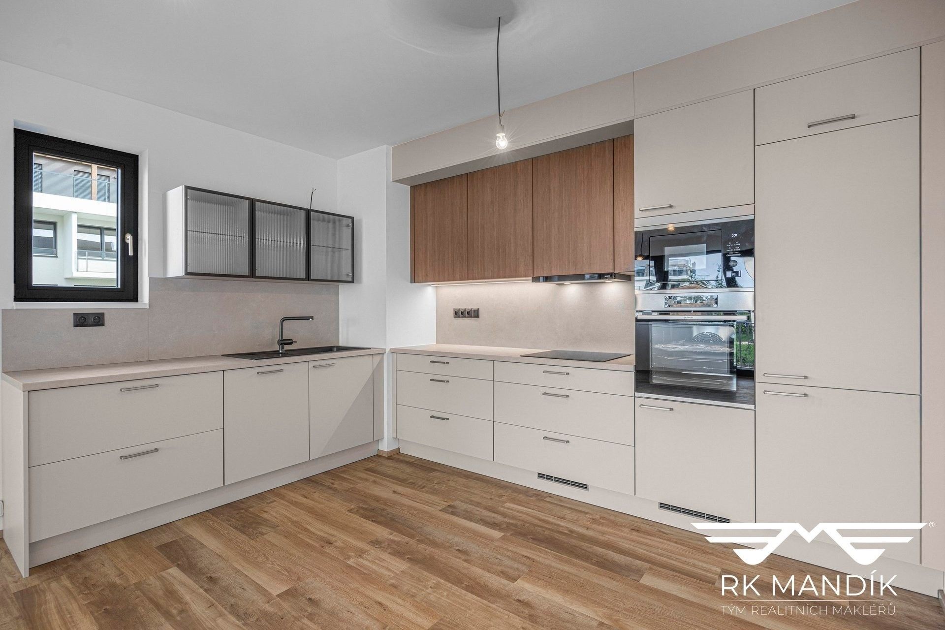 Byt 3+kk · 86 m² · K Beranovu,Dolní Chabry,Praha - 3
