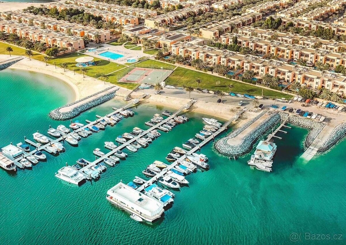 Byty, 987 66, Zahraničí