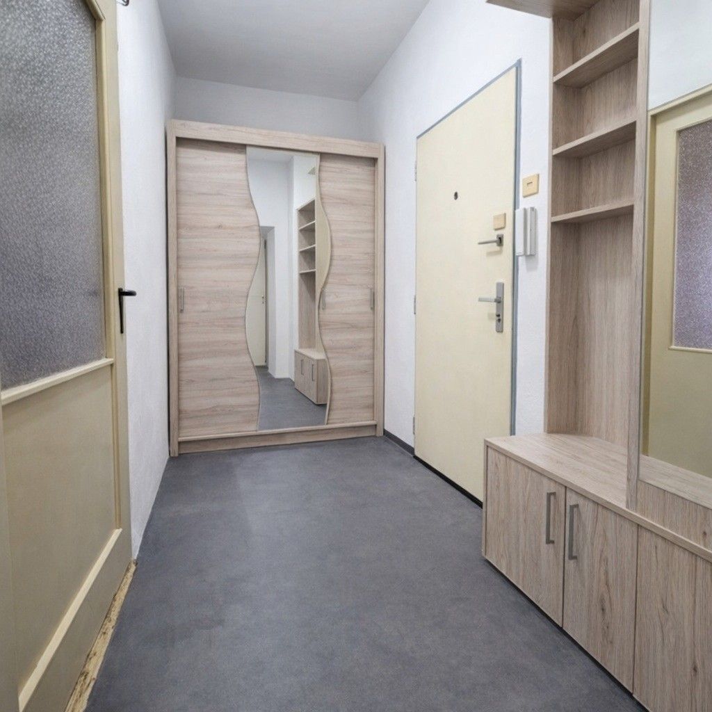 Pronájem byt 1+1 - Ruská, Praha - Vršovice, 41 m² - 2